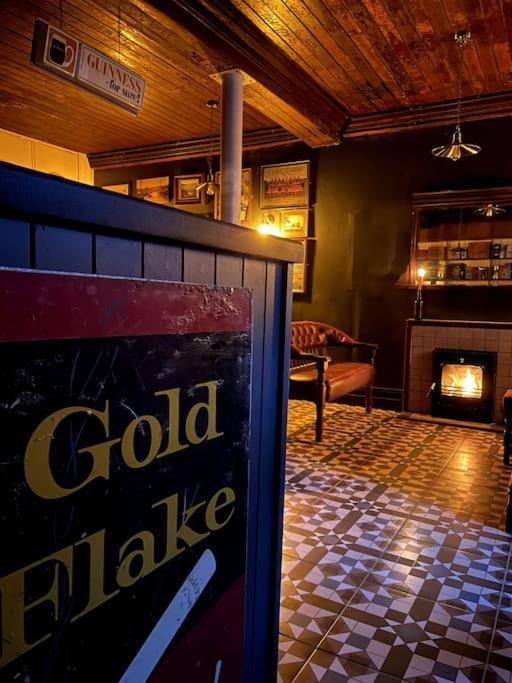 Tw O Connell Old World Irish Pub Villa Cahersiveen Exteriör bild